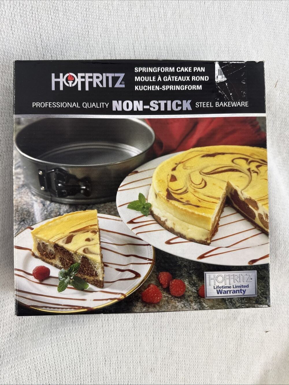 Hoffritz Non Stick Spring Form Cake Pan 2 pcs Removable Bottom NIB